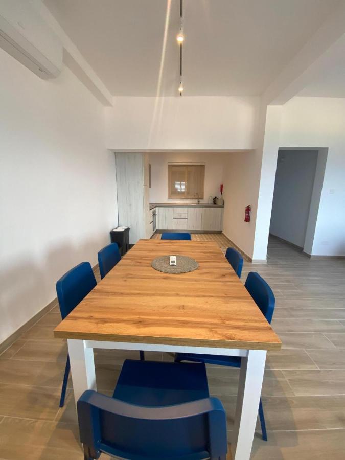 Beachfront Sliema Apartment Exterior foto